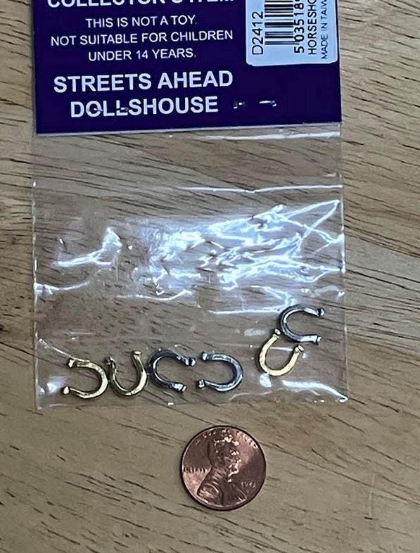 Dollhouse Miniature Horseshoes, 6 Dollhouse Gold and Silver Tone Horseshoes