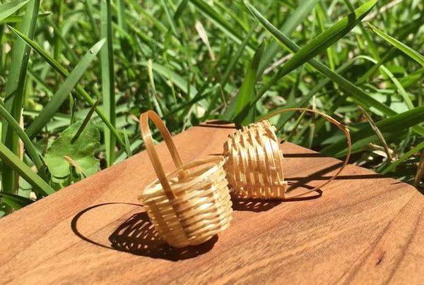 Miniature Round Baskets with Handle, Pair of Dollhouse or Fairy Garden Baskets