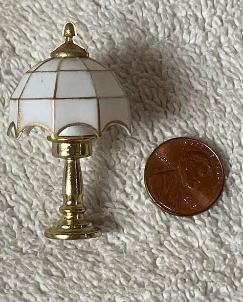 Dollhouse Miniature White & Gold Tiffany Lamp