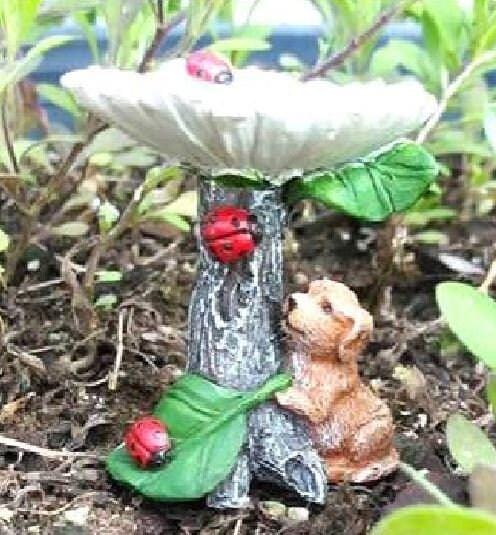 Daisy Birdbath, Miniature Dog at a Birdbath, 2" Birdbath on a Stake
